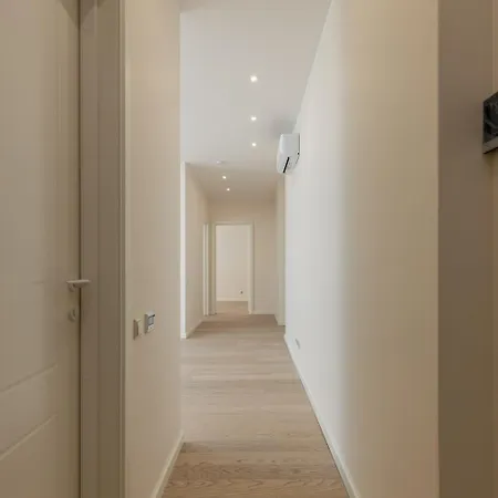 Gatve Apartment *